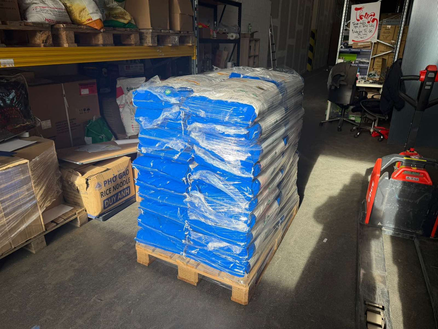 AAN ST25 NEW ROYAL DUFTREIS HELLBLAU, 18KG